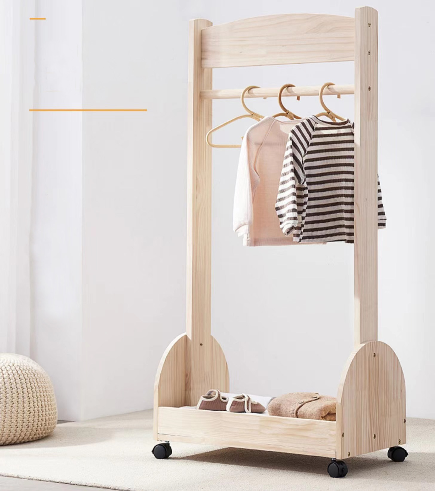 Custom Hanger Factory Wholesal - Baby Clothing Display Stand recensione e prezzo