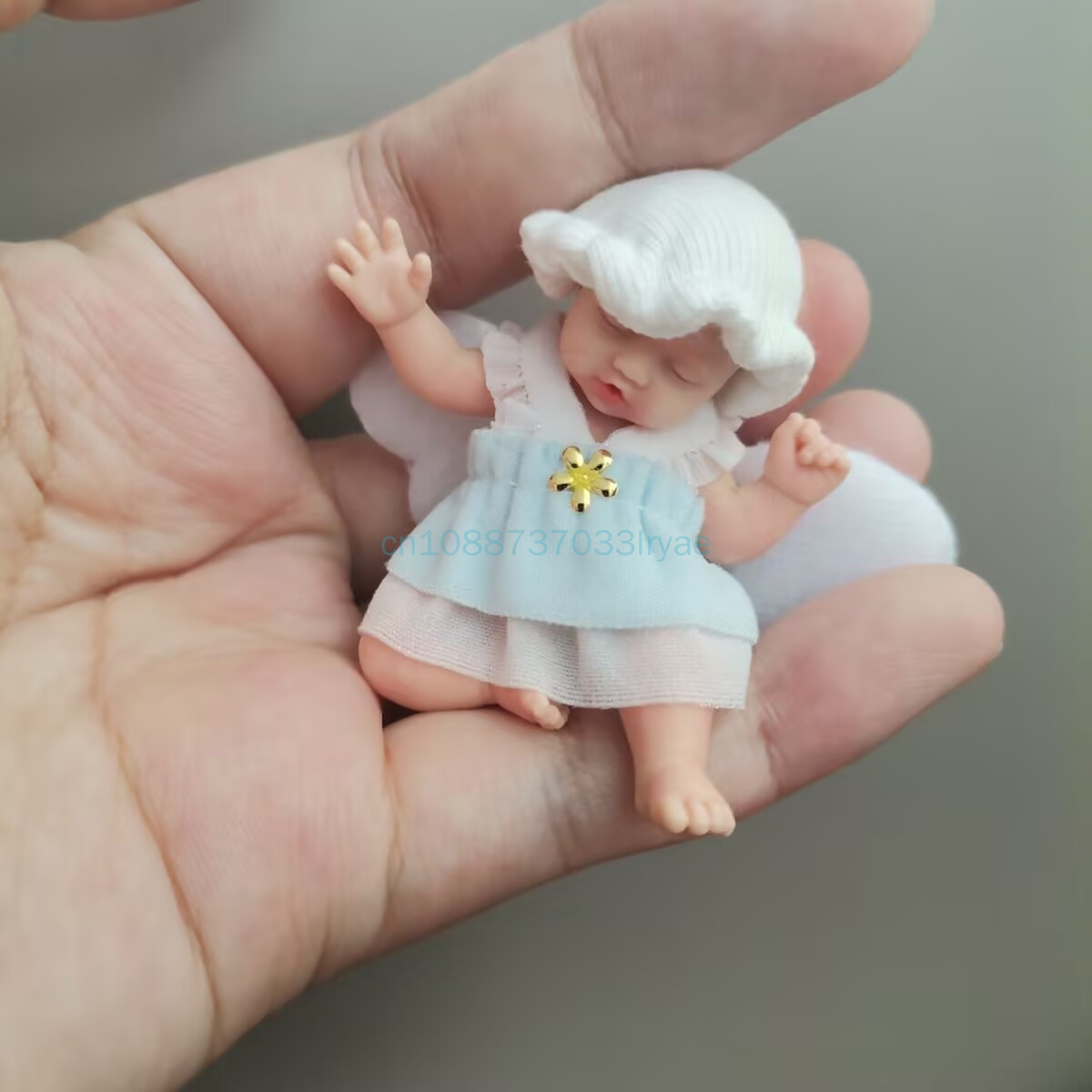 Angel Clothing Zuru Mysterious - Baby Clothing Items recensione e prezzo