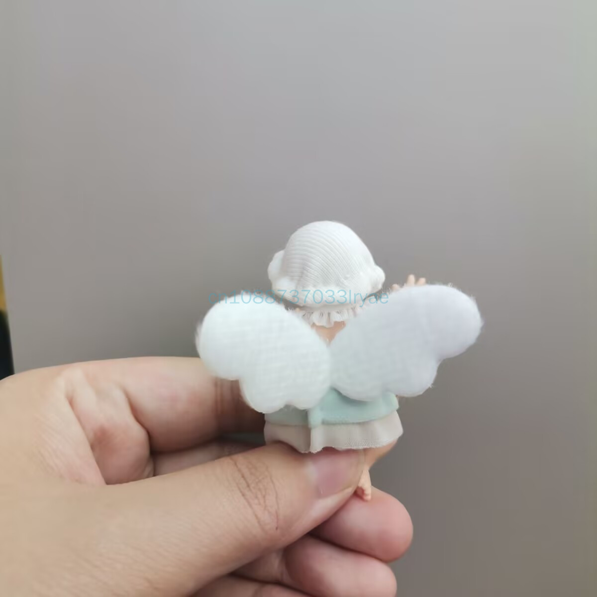 Angel Clothing Zuru Mysterious - Baby Clothing Items recensione e prezzo