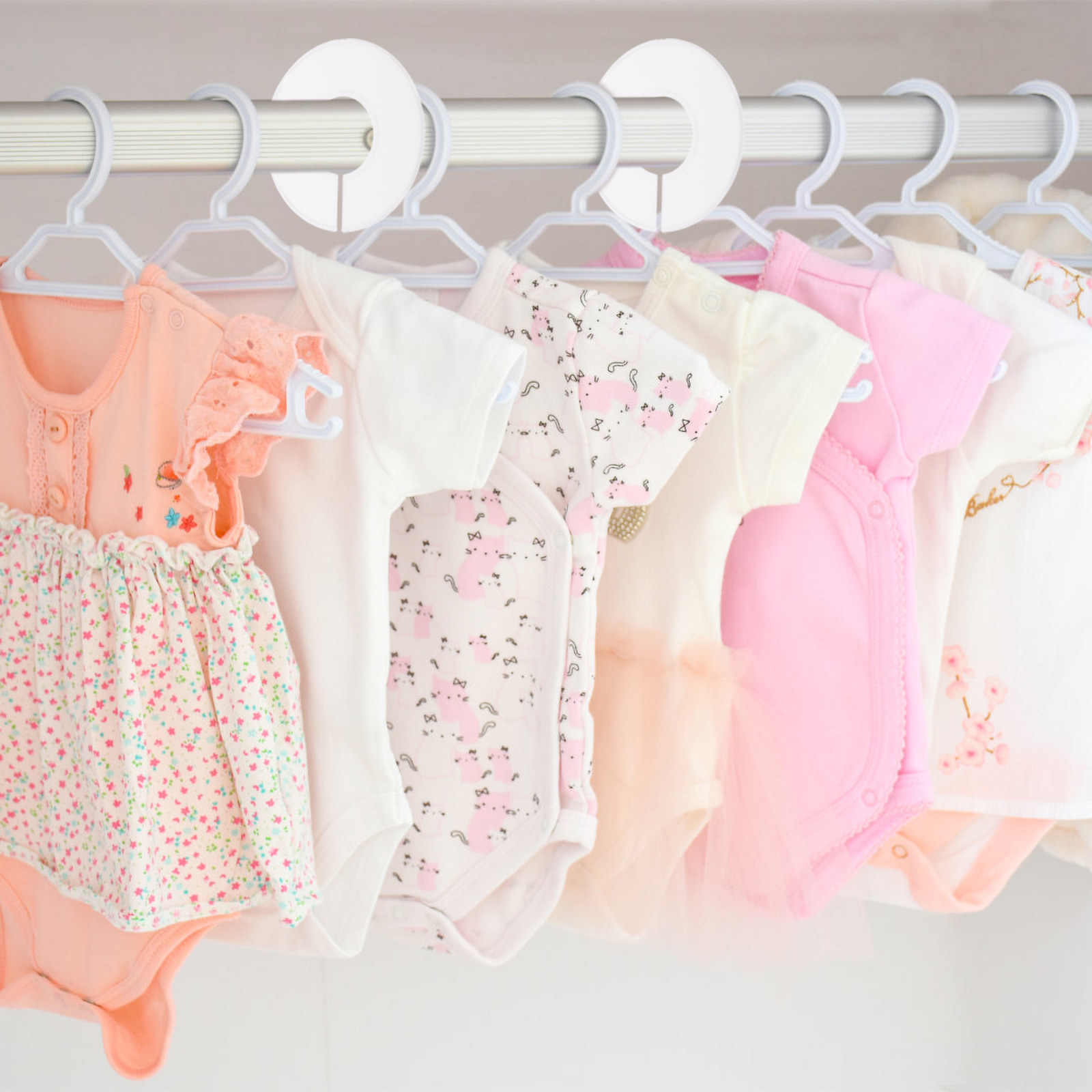 1Set Plastic Clothing Size Div - Baby Clothing Hanger Dividers recensione e prezzo