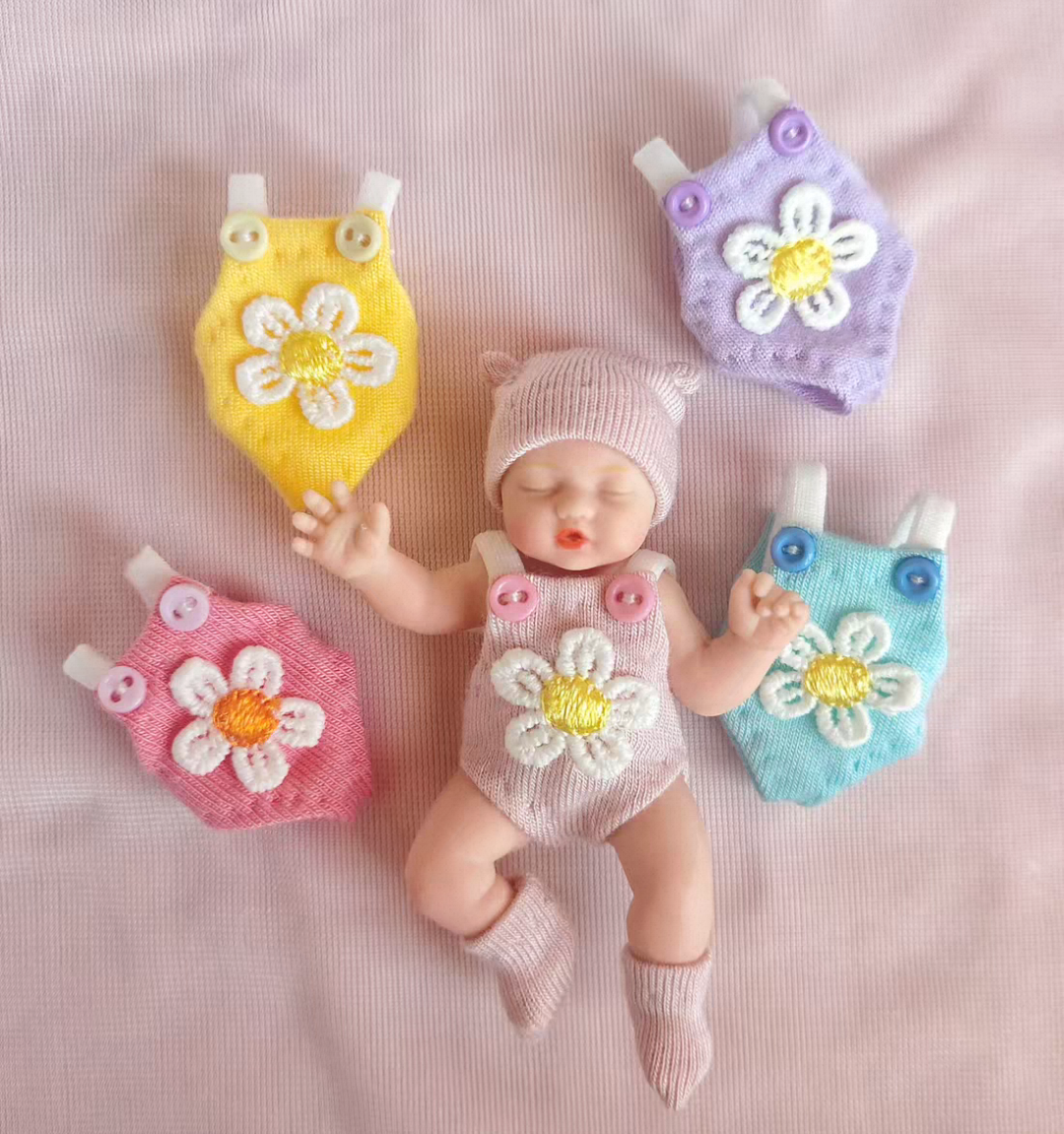 Only Doll Clothing Zuru Myster - Baby Clothing Items recensione e prezzo